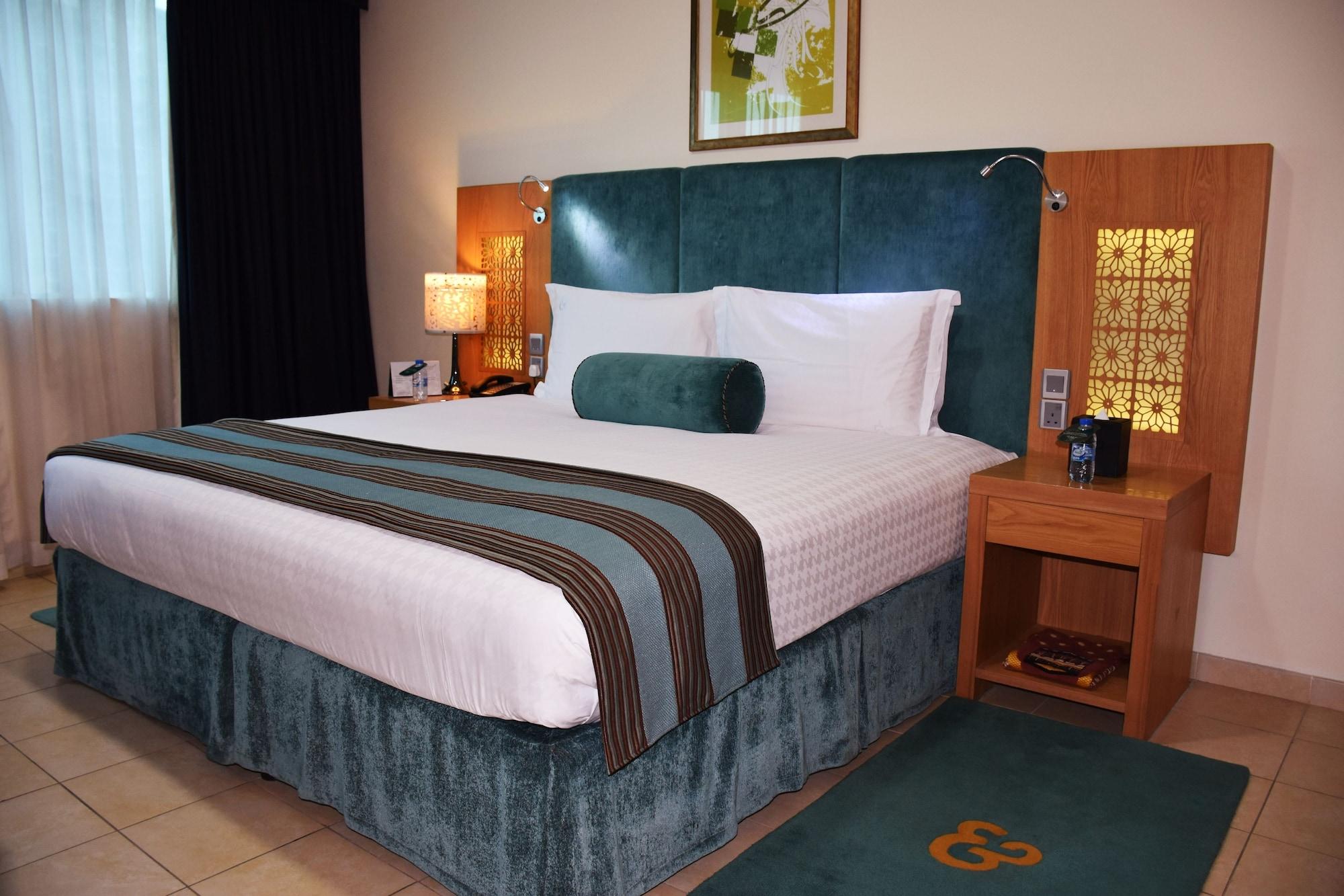 Tamani Marina Hotel & Apartments Dubai Exterior photo A bedroom at the hotel
