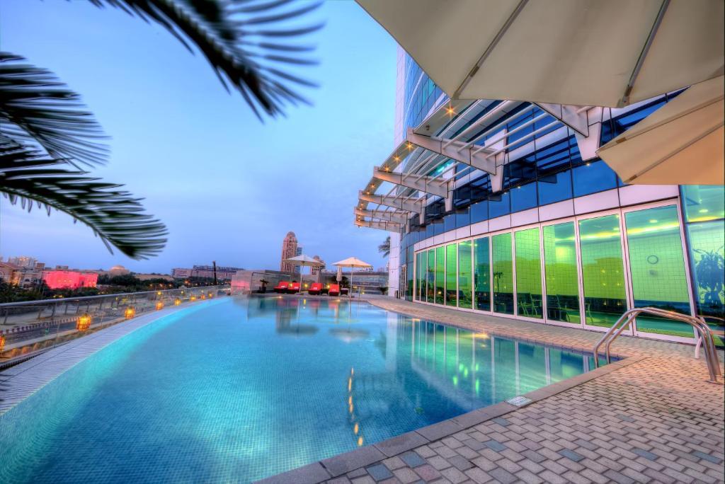 Tamani Marina Hotel & Apartments Dubai Exterior photo The swimming pool at the hotel